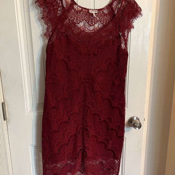 Intimately Free People Peek-A-Boo Lace
Burgundy Slip Dress - Picture 4 of 5